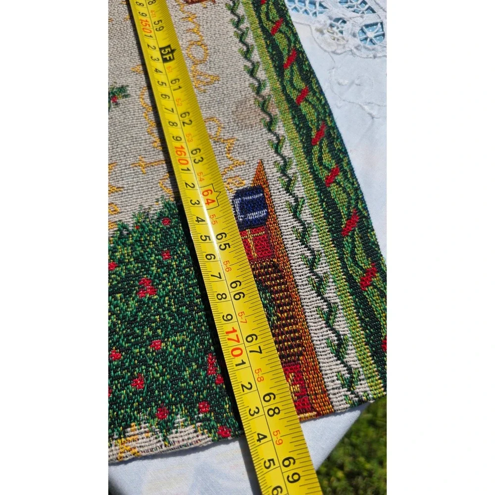 Christmas Table Runner and Placemat Set,‎ Holiday Tree Design, Festive Decor